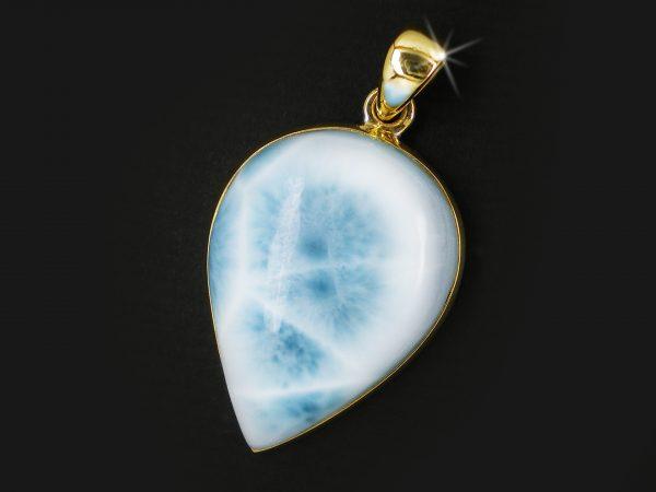 Collier pendentif bleu ciel coeur