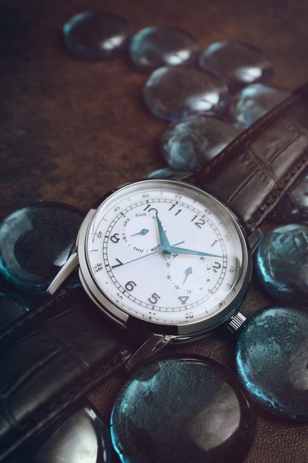 Montre à aiguille